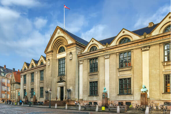 Copenhagen University: Secure Document Translation